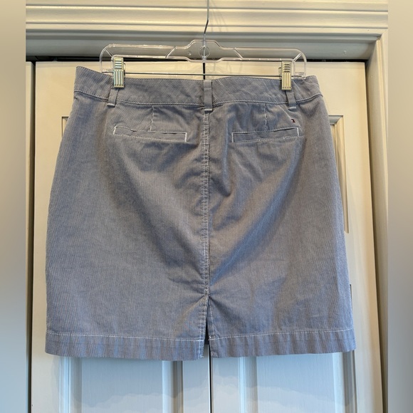 Tommy Hilfiger blue & white skirt with square pockets & back vent, 10 - Picture 2 of 12